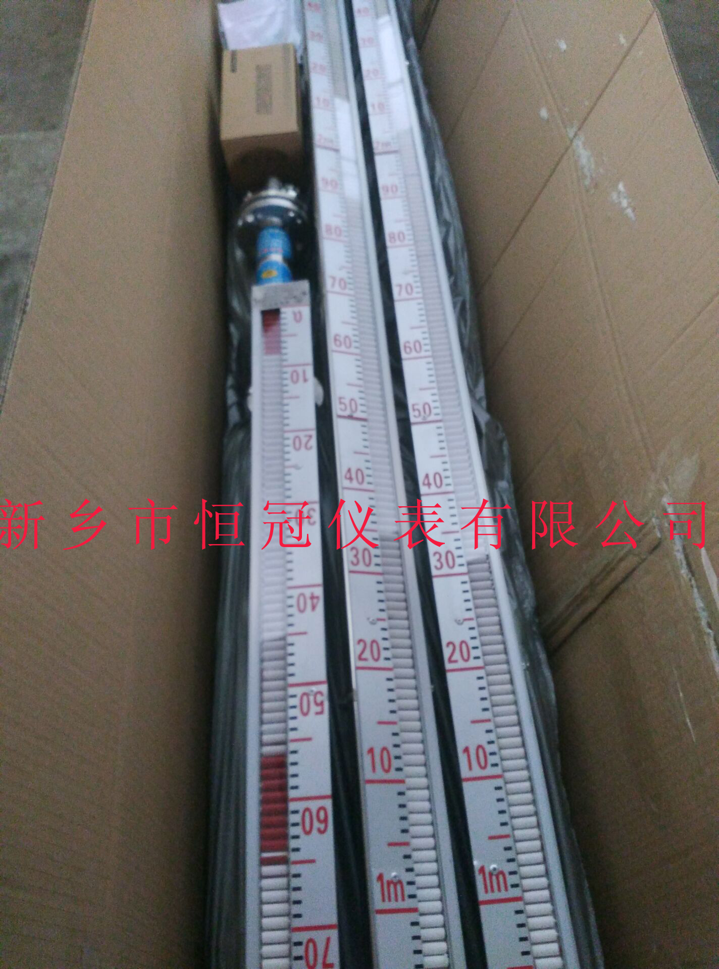大連訂制的磁性翻板式液位計(jì)已發(fā)貨，李經(jīng)理您保持手機(jī)暢通，以方便接收